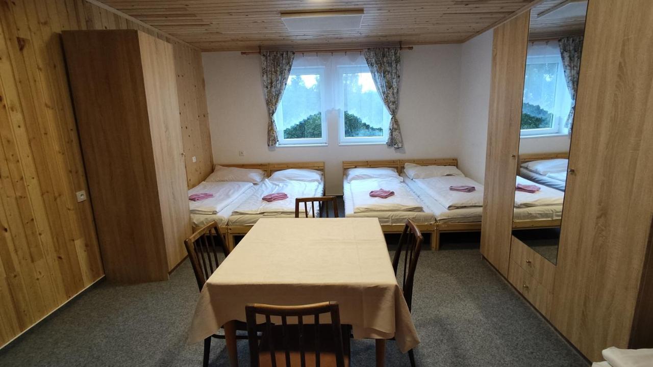 Penzion Na Slunicku Mariánská Buitenkant foto